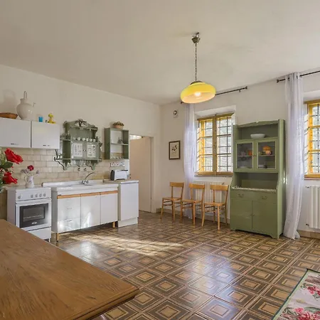 Conte Francesco I-3 By Interhome Casa vacanze Aia Murata